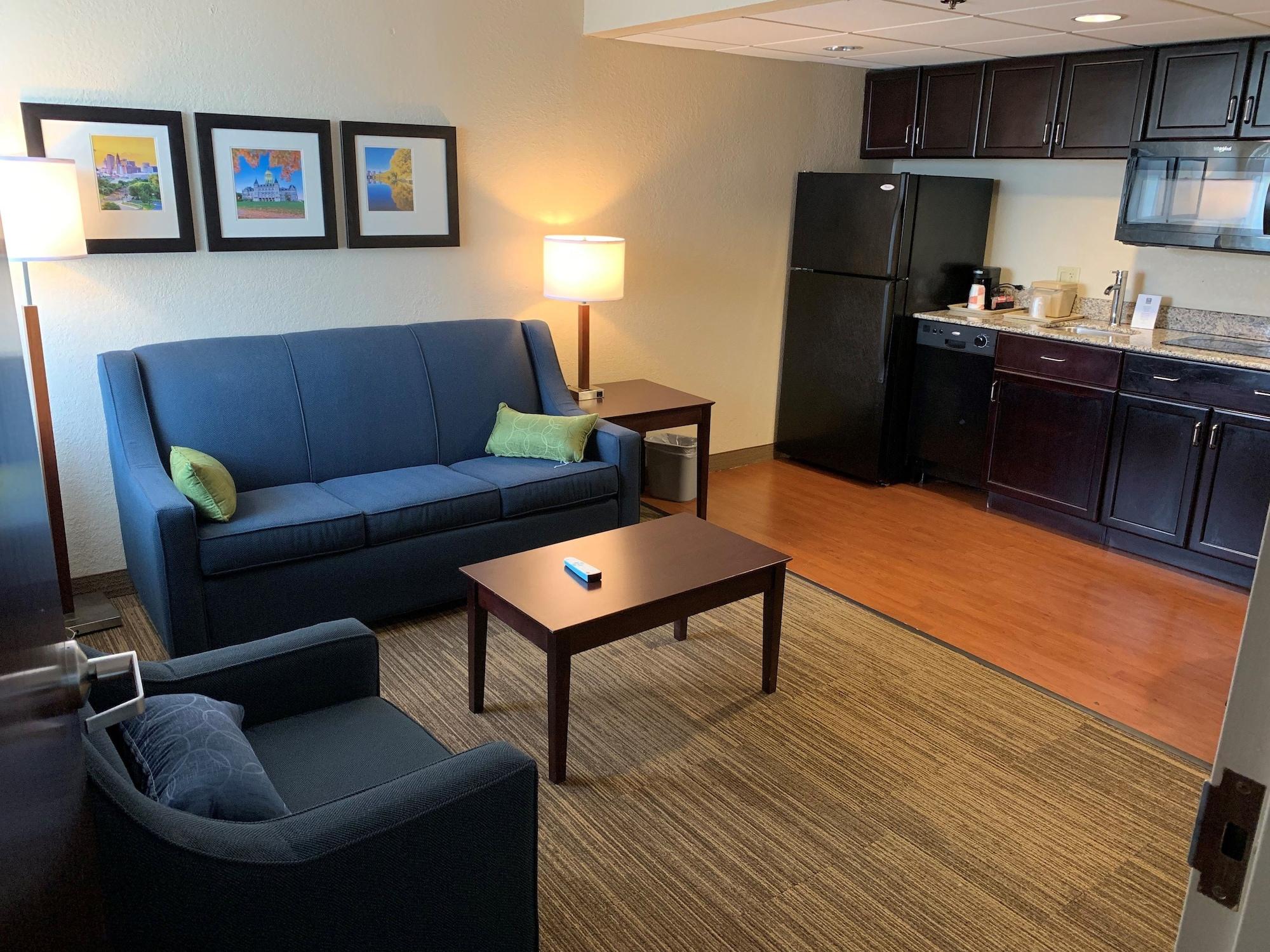 Comfort Inn & Suites East Hartford - Hartford Екстериор снимка