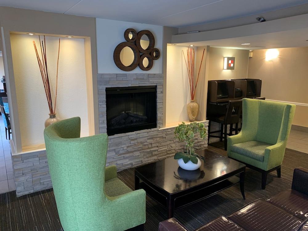 Comfort Inn & Suites East Hartford - Hartford Екстериор снимка