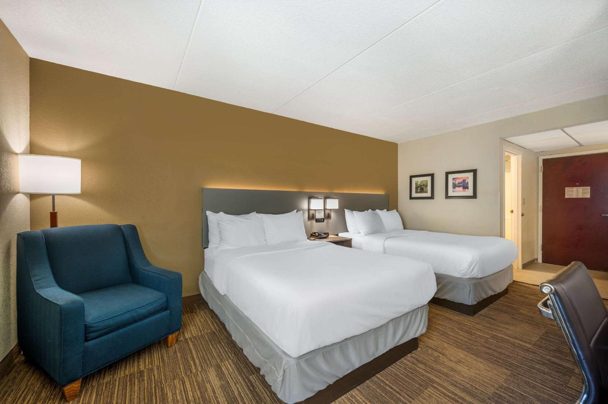 Comfort Inn & Suites East Hartford - Hartford Екстериор снимка
