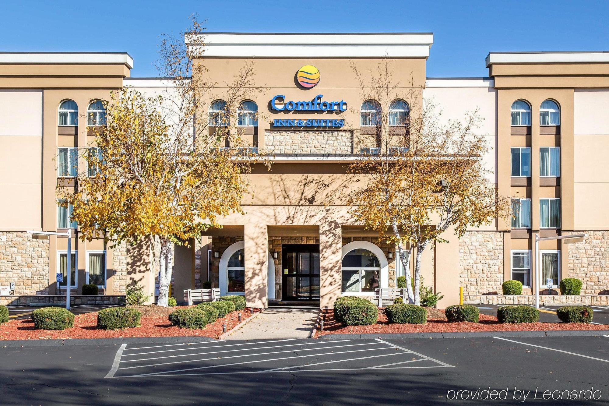 Comfort Inn & Suites East Hartford - Hartford Екстериор снимка