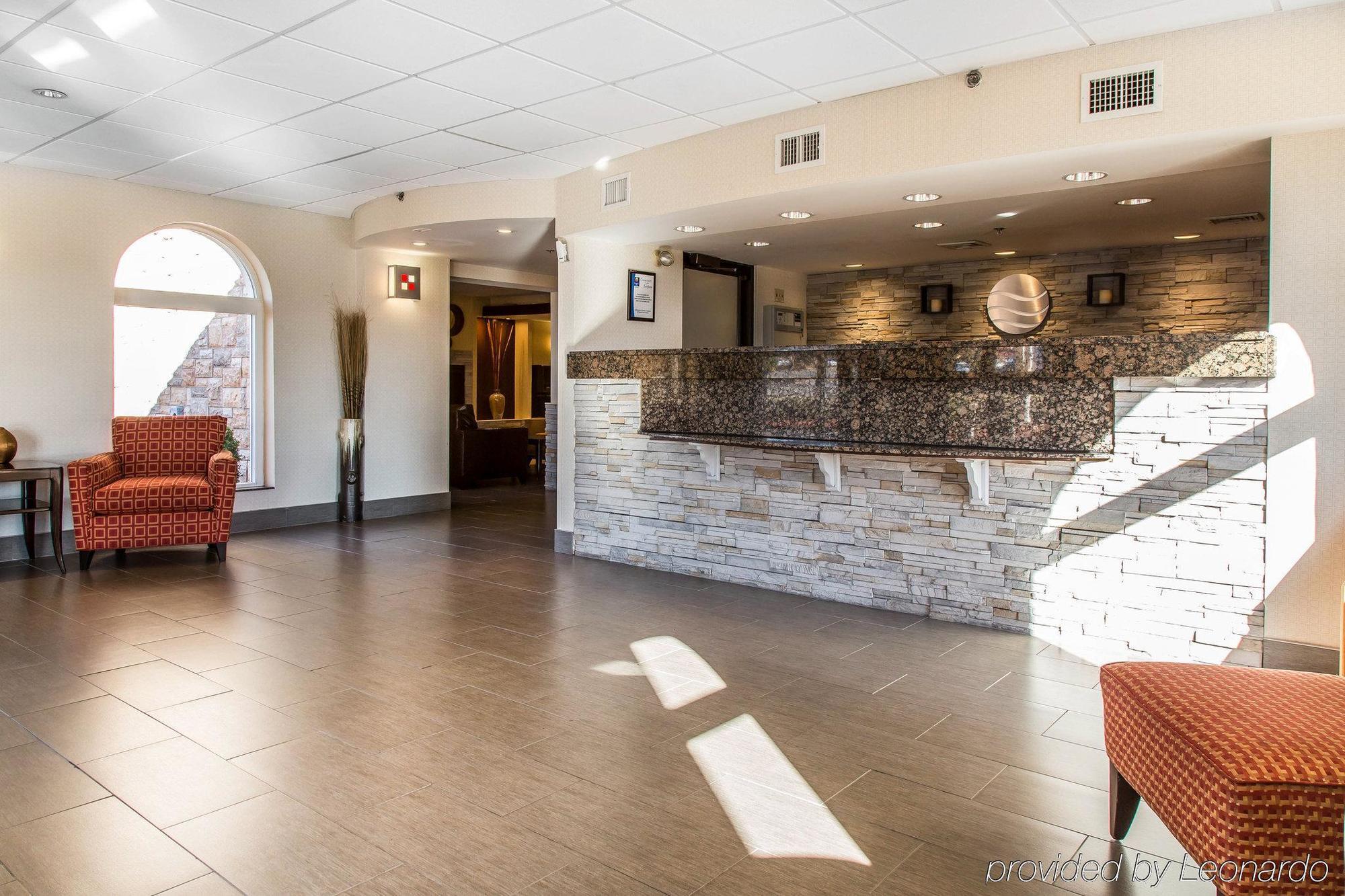 Comfort Inn & Suites East Hartford - Hartford Екстериор снимка