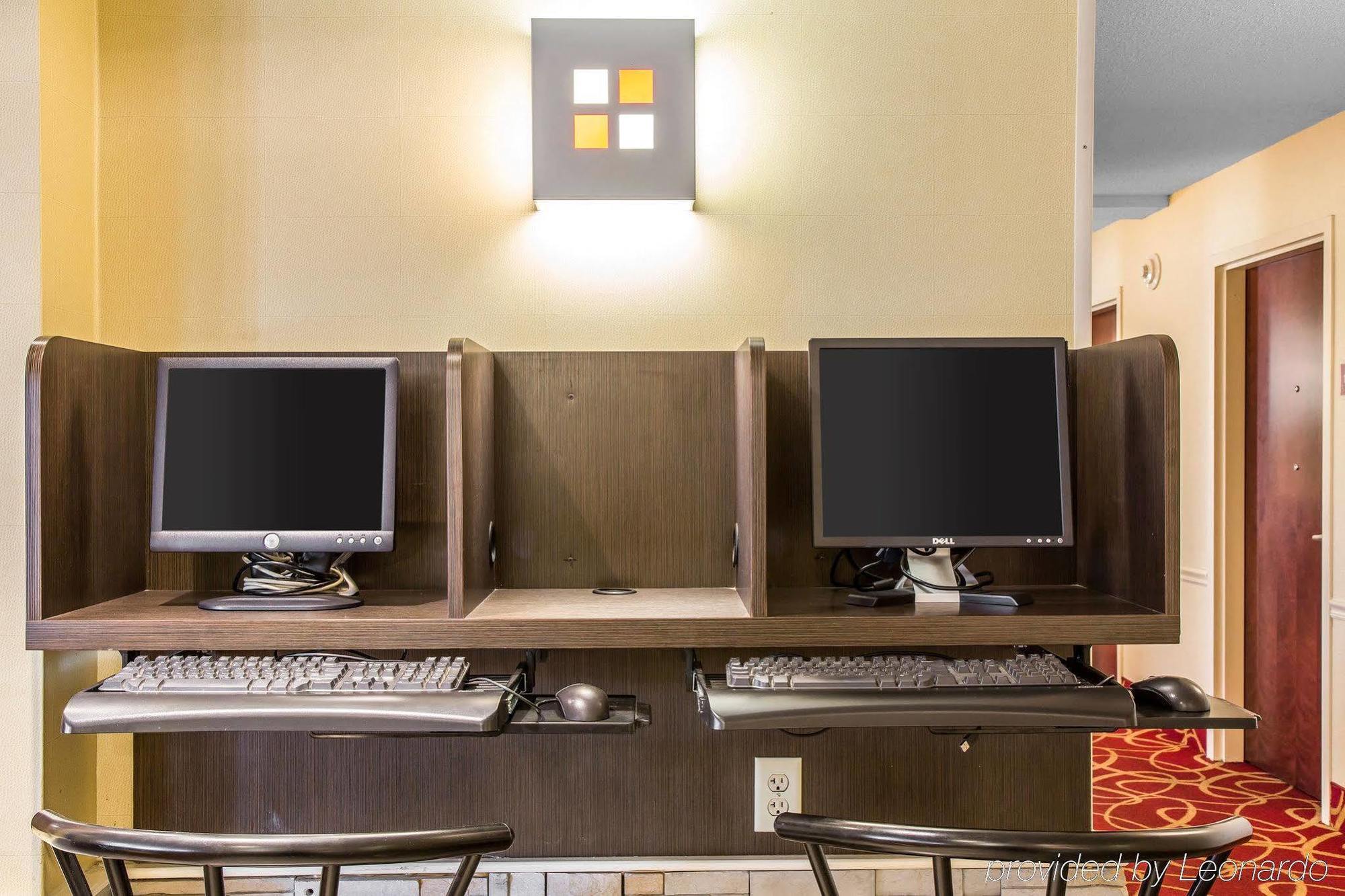 Comfort Inn & Suites East Hartford - Hartford Екстериор снимка
